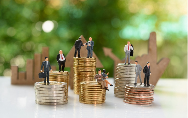 More information about "8 Tips to Help New Investors Build Up Their Wealth and Manage Risks"